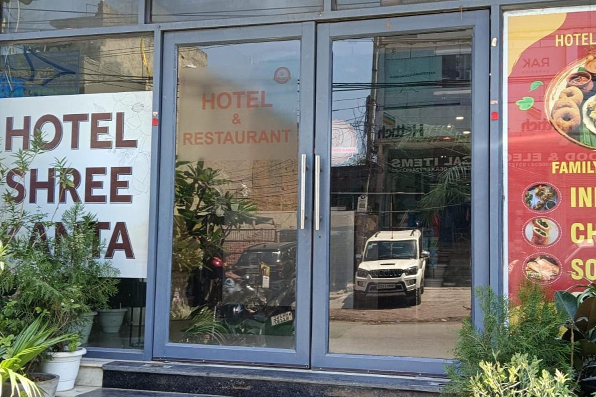 Hotel Shree Kanta Gurgaon Exterior foto